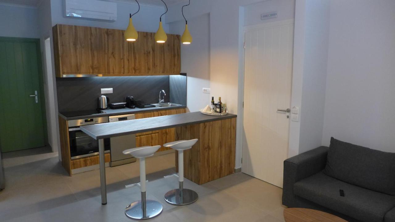 Áyios Nikítas Caltabania Suites מראה חיצוני תמונה